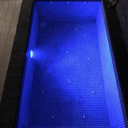 Pequeno Alojamiento Con Mini Piscina - No Climatizada Valencia Bagian luar foto