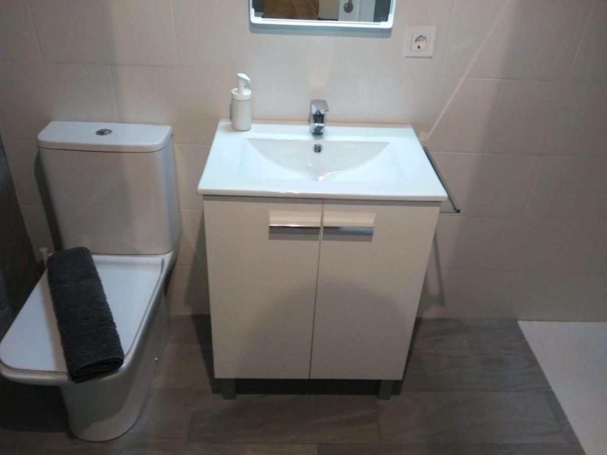 Pequeno Alojamiento Con Mini Piscina - No Climatizada Valencia Bagian luar foto