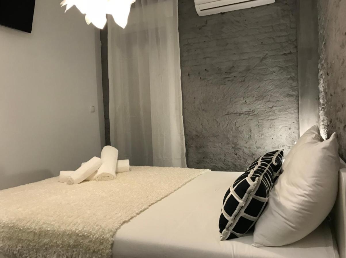 Pequeno Alojamiento Con Mini Piscina - No Climatizada Valencia Bagian luar foto