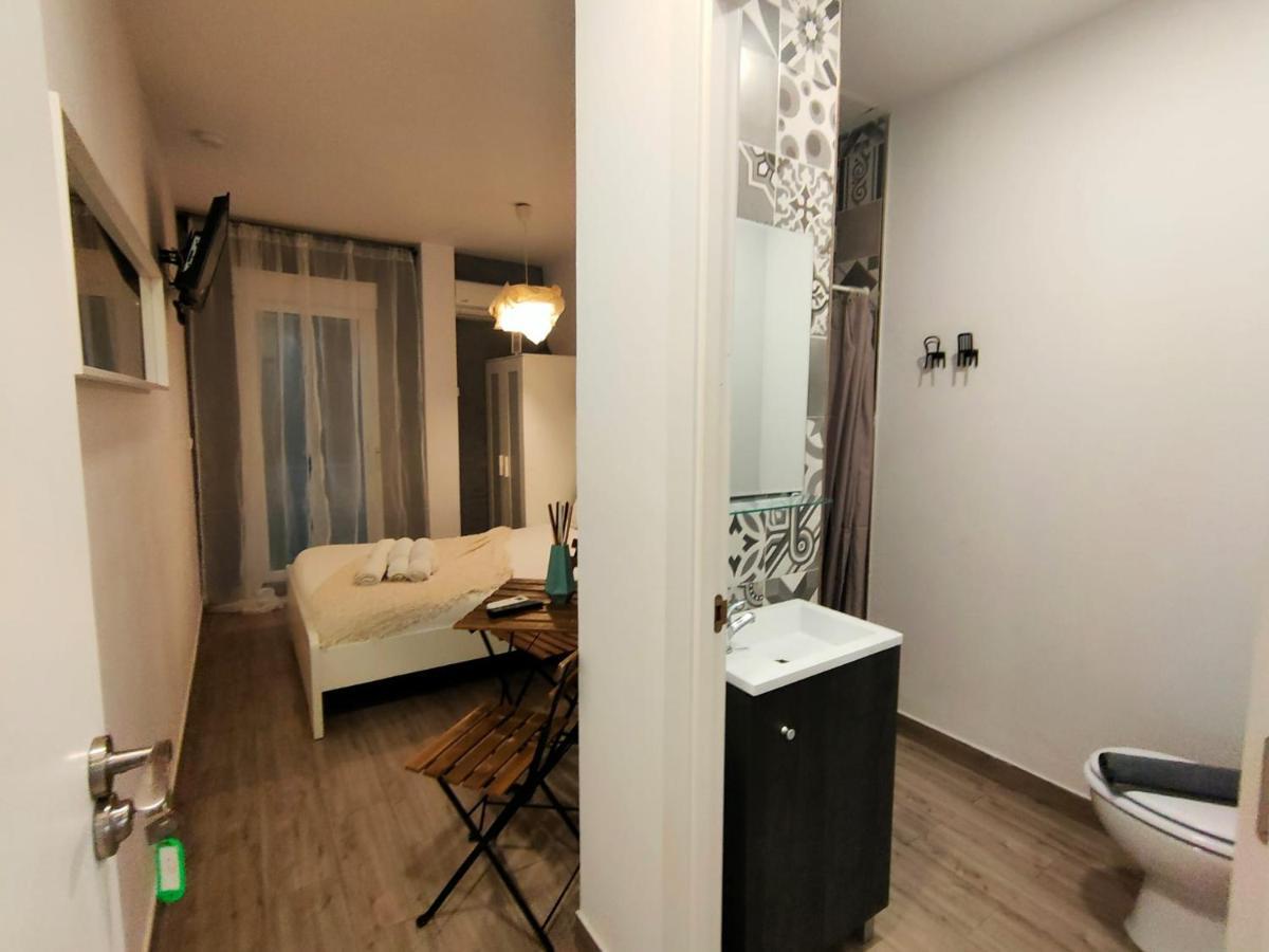 Pequeno Alojamiento Con Mini Piscina - No Climatizada Valencia Bagian luar foto