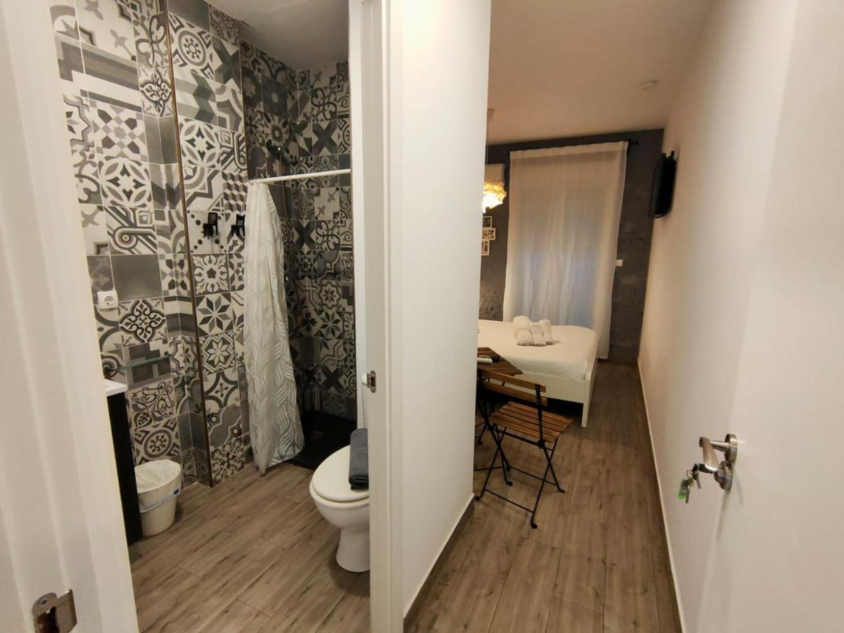 Pequeno Alojamiento Con Mini Piscina - No Climatizada Valencia Bagian luar foto