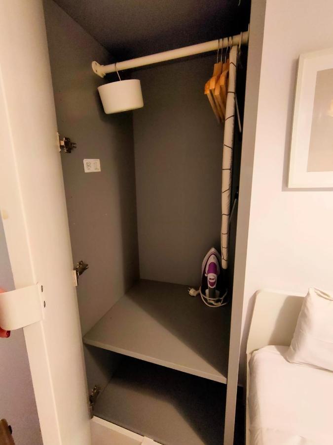 Pequeno Alojamiento Con Mini Piscina - No Climatizada Valencia Bagian luar foto