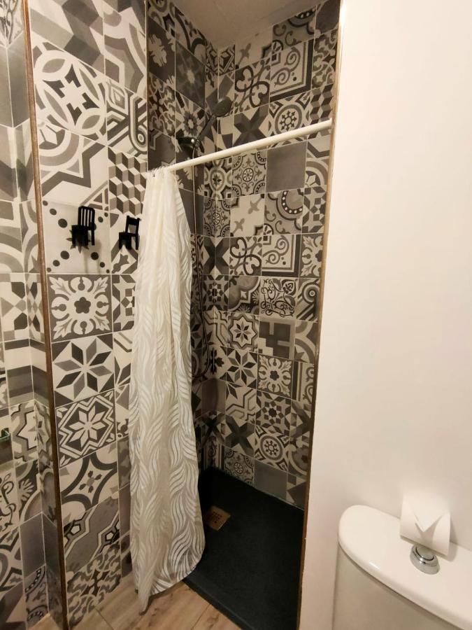 Pequeno Alojamiento Con Mini Piscina - No Climatizada Valencia Bagian luar foto